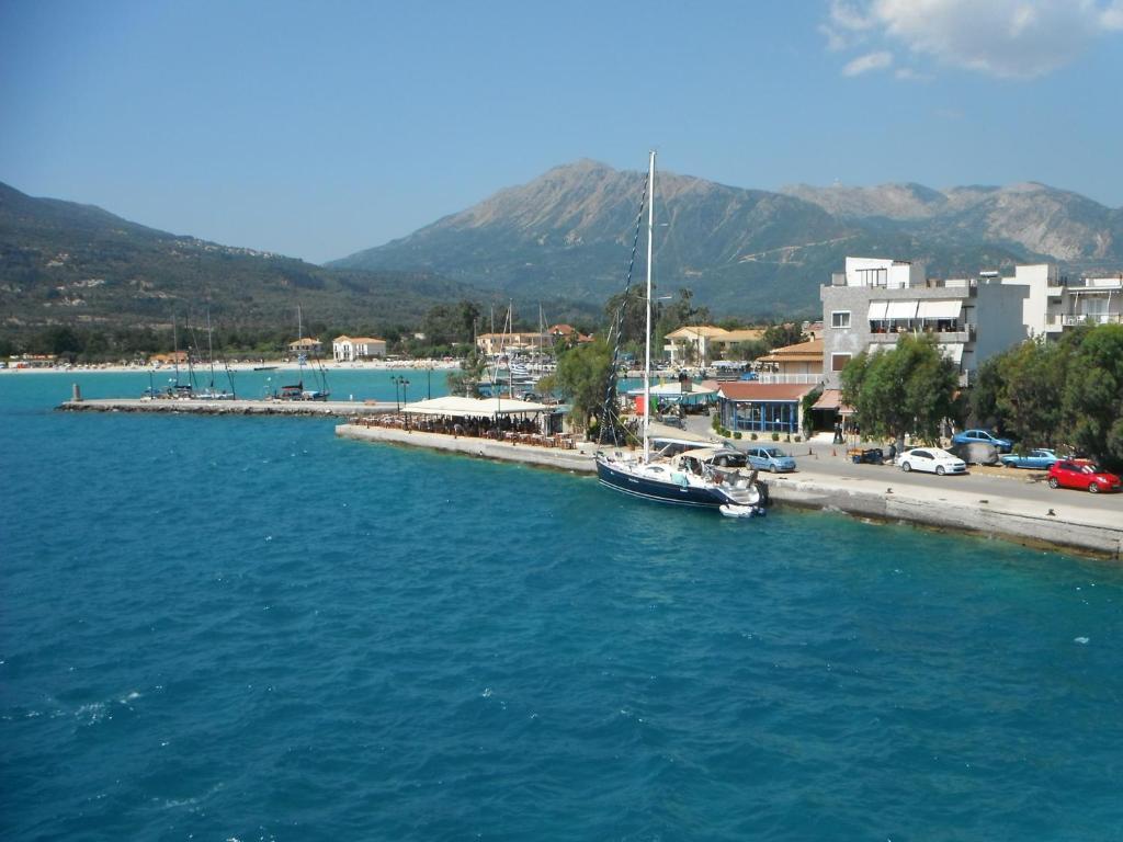 Orfeas Rooms Vasiliki Exteriör bild